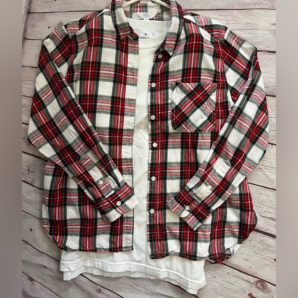 Plaid‎ Button Down